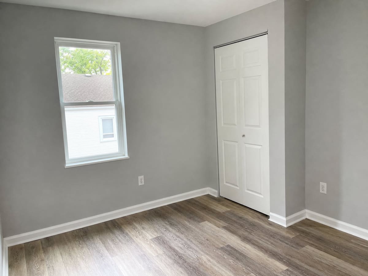 Kids’ Bedroom before virtual staging, empty